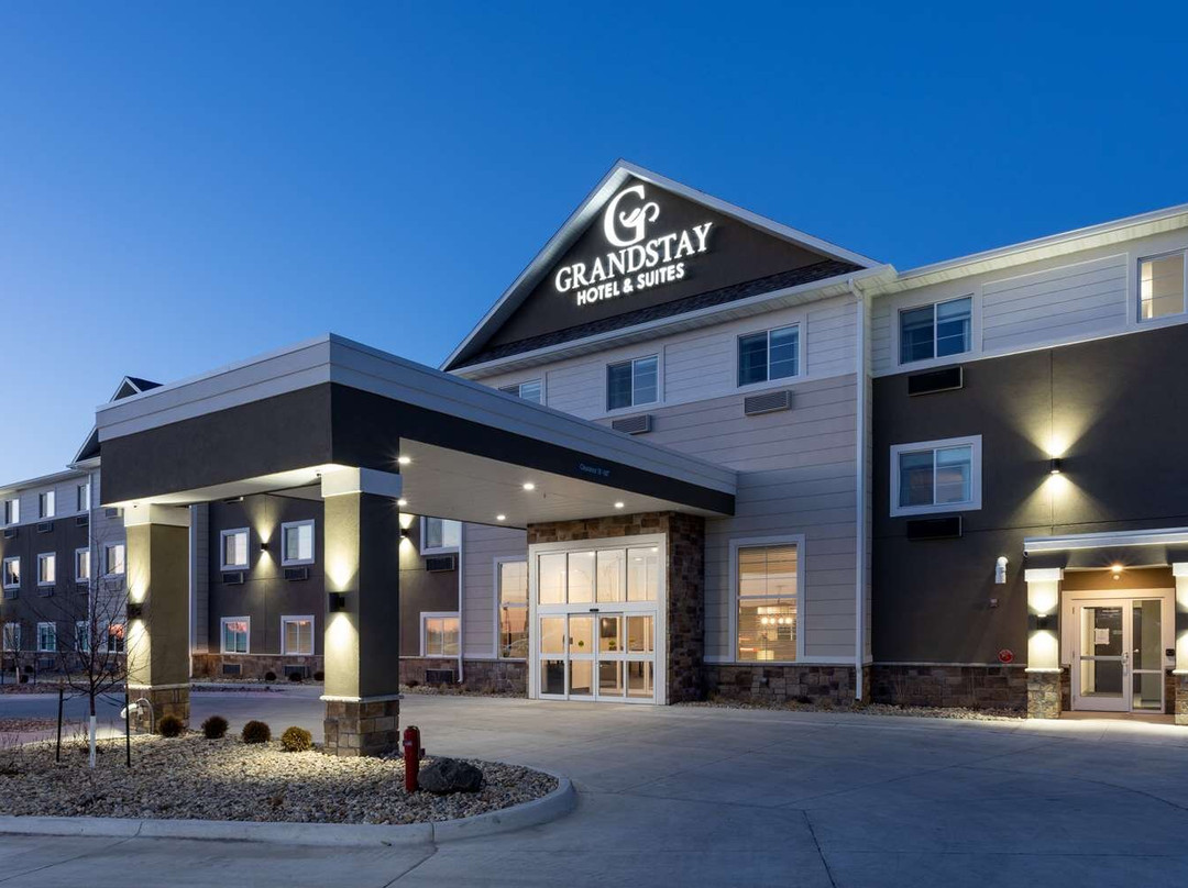 GrandStay Hotel & Suites Algona