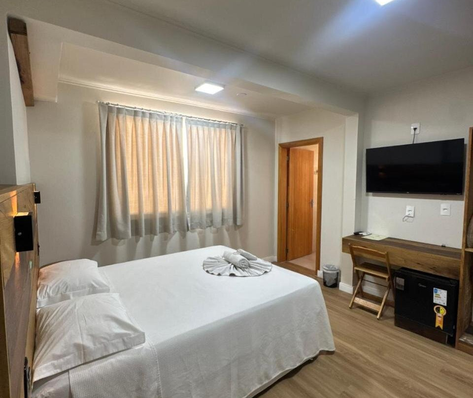 Pedras Grandes酒店住宿-Pousada Quatro Estacoes