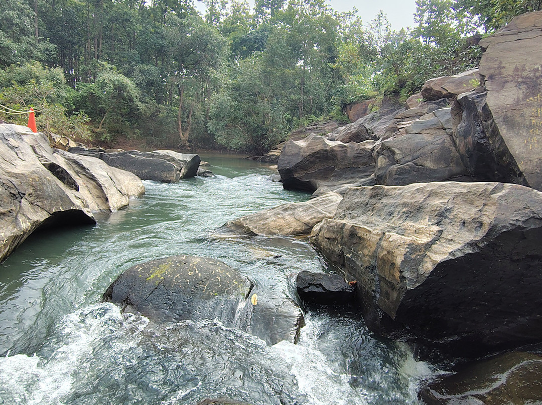 Ghagra Waterfalls-Ghagra必去景点