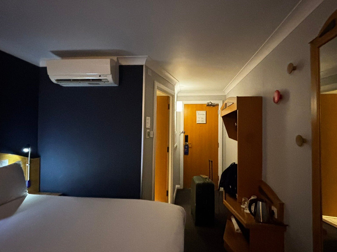 Holiday Inn Express Swindon West By IHG主图