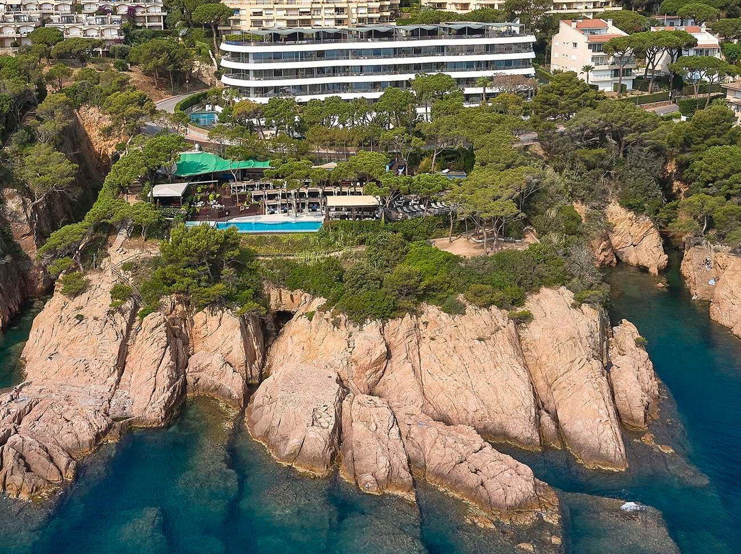 Alabriga Hotel & Home Suites GL