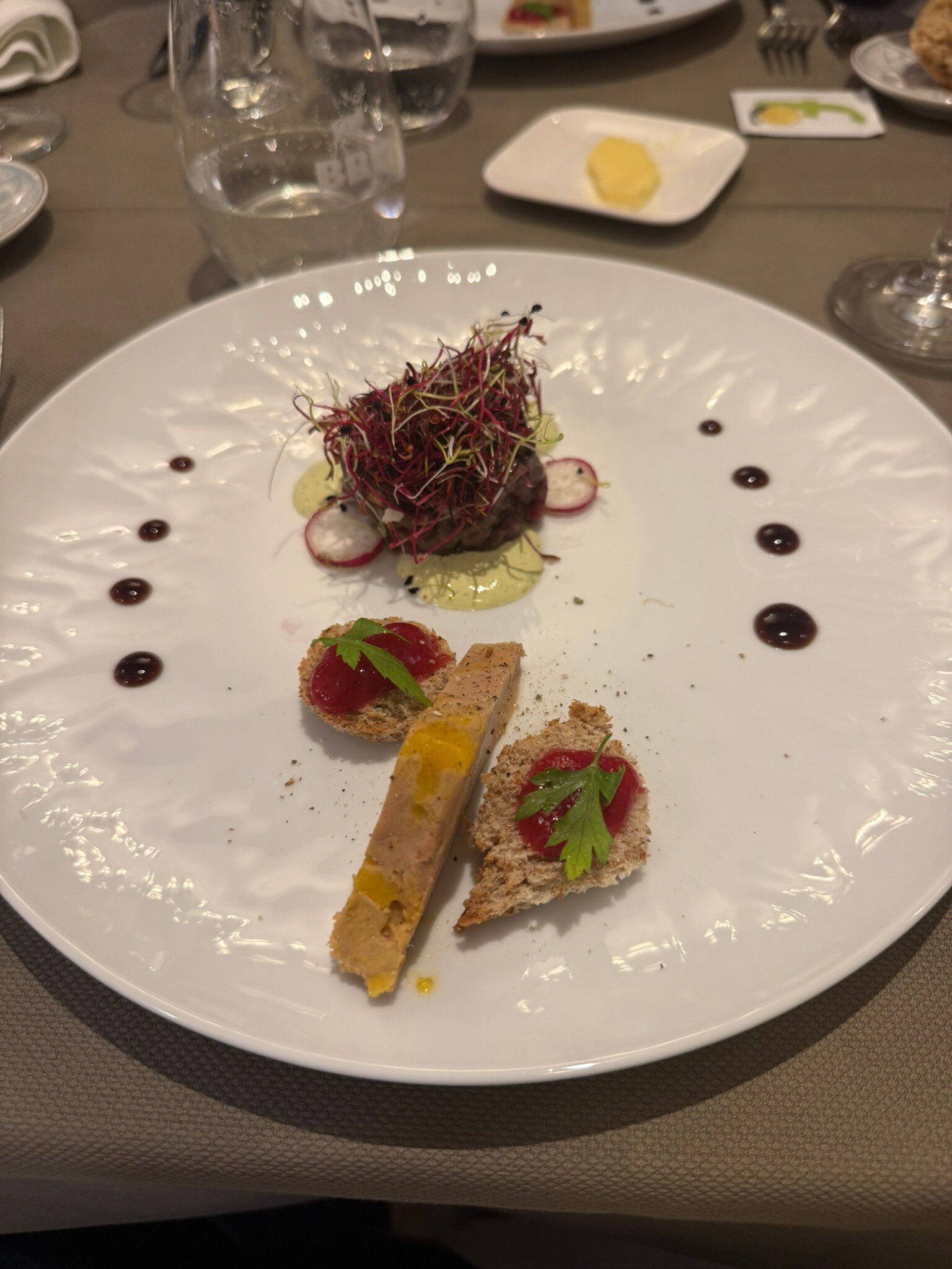 Auberge La Hutte Lurette-官方