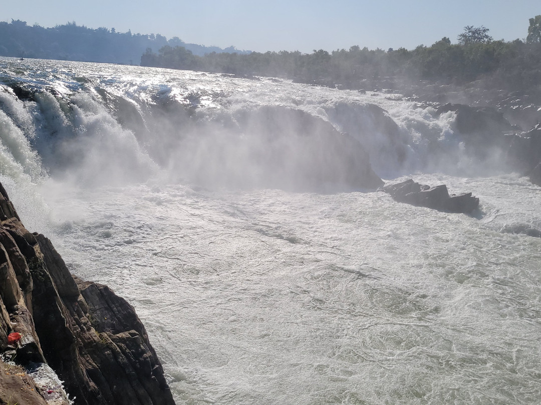 Dhuandhar Falls-贾巴尔普尔必去景点