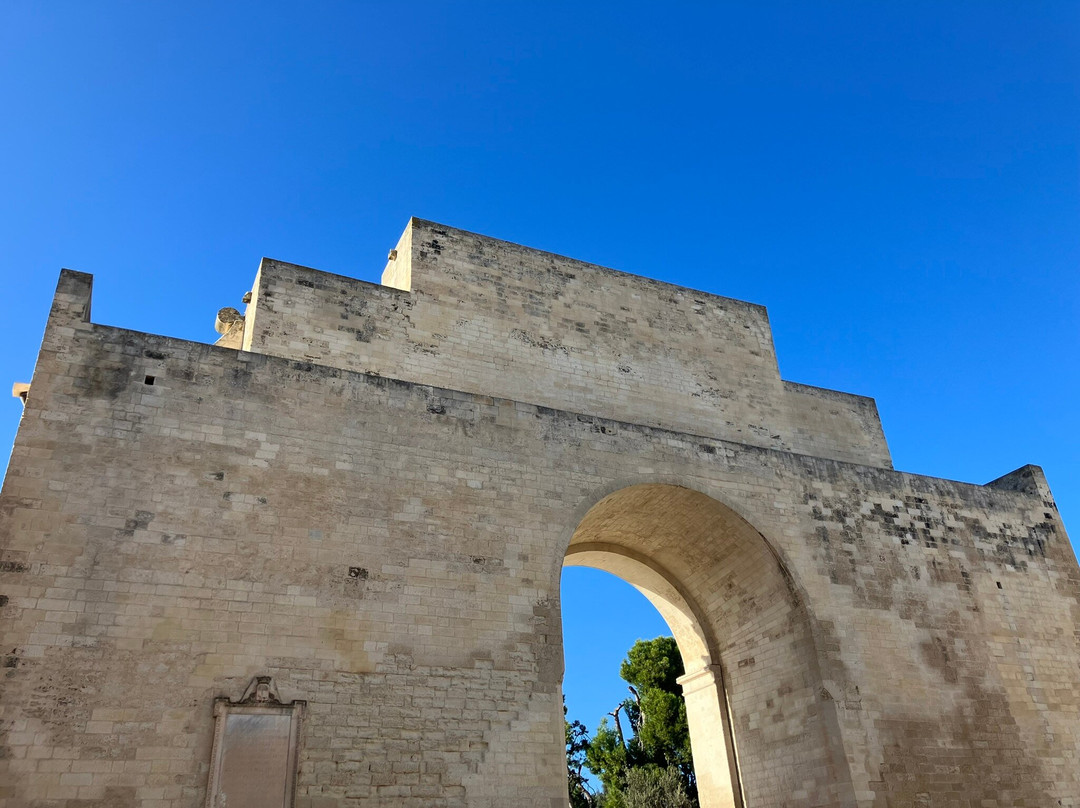 Porta Napoli-莱切必去景点