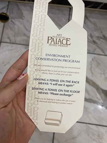 布拉格宫酒店主图