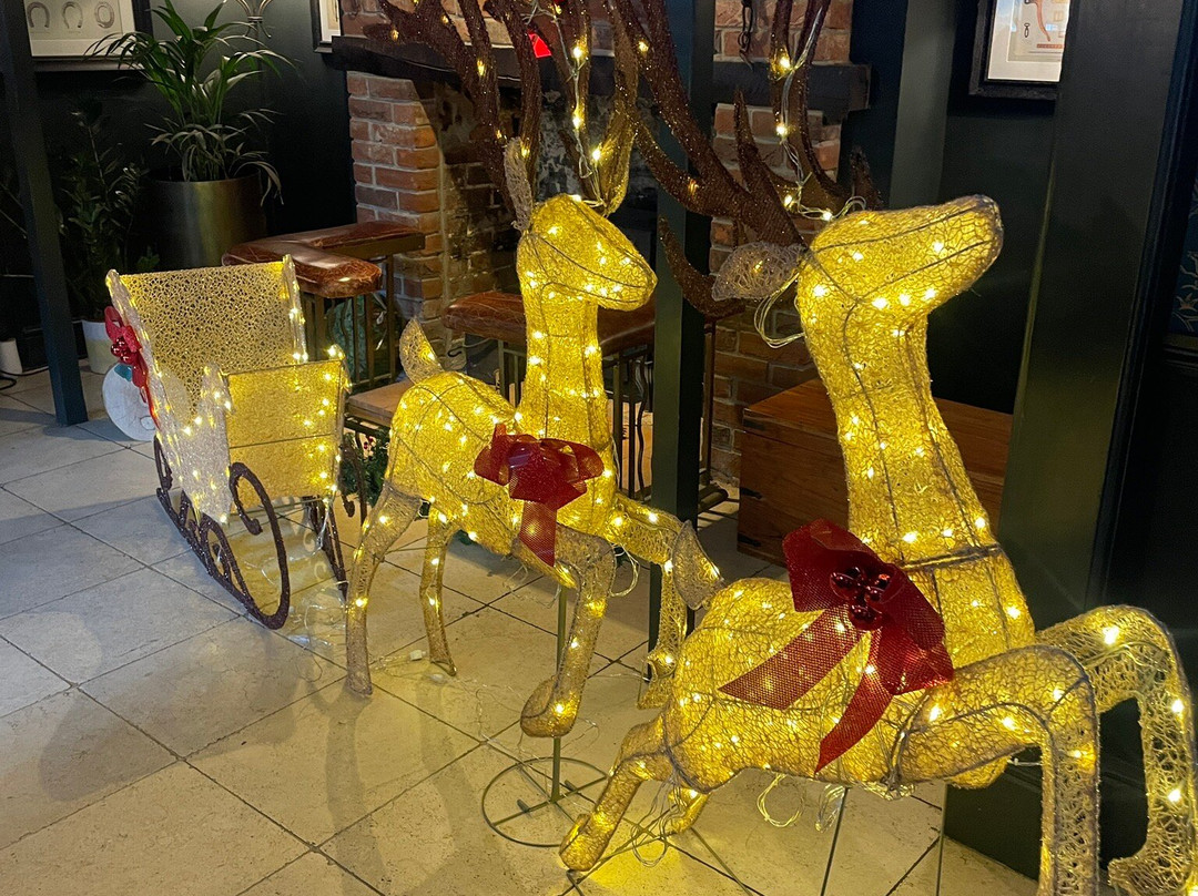 富勒白鹿酒店主图