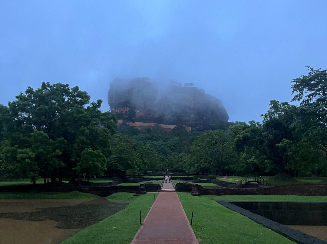 H.O.T Tourism-科伦坡必去景点