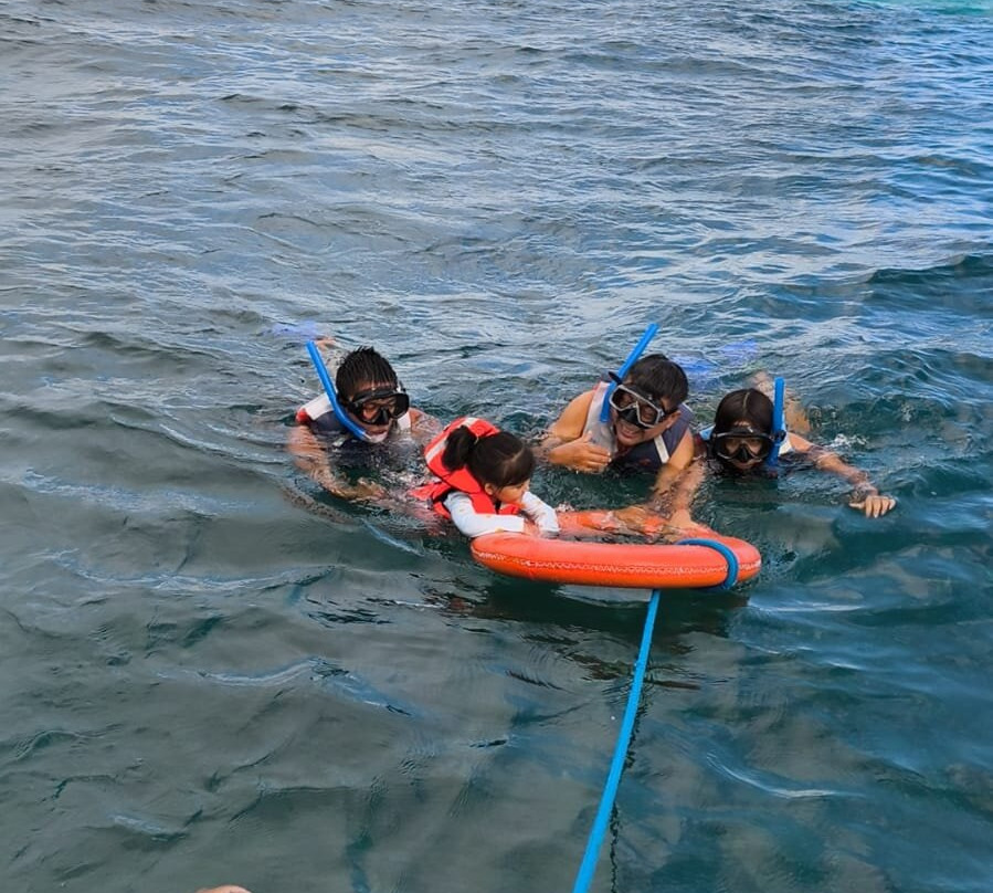 Pamela Tours Fishing & Snorkeling-女人岛必去景点