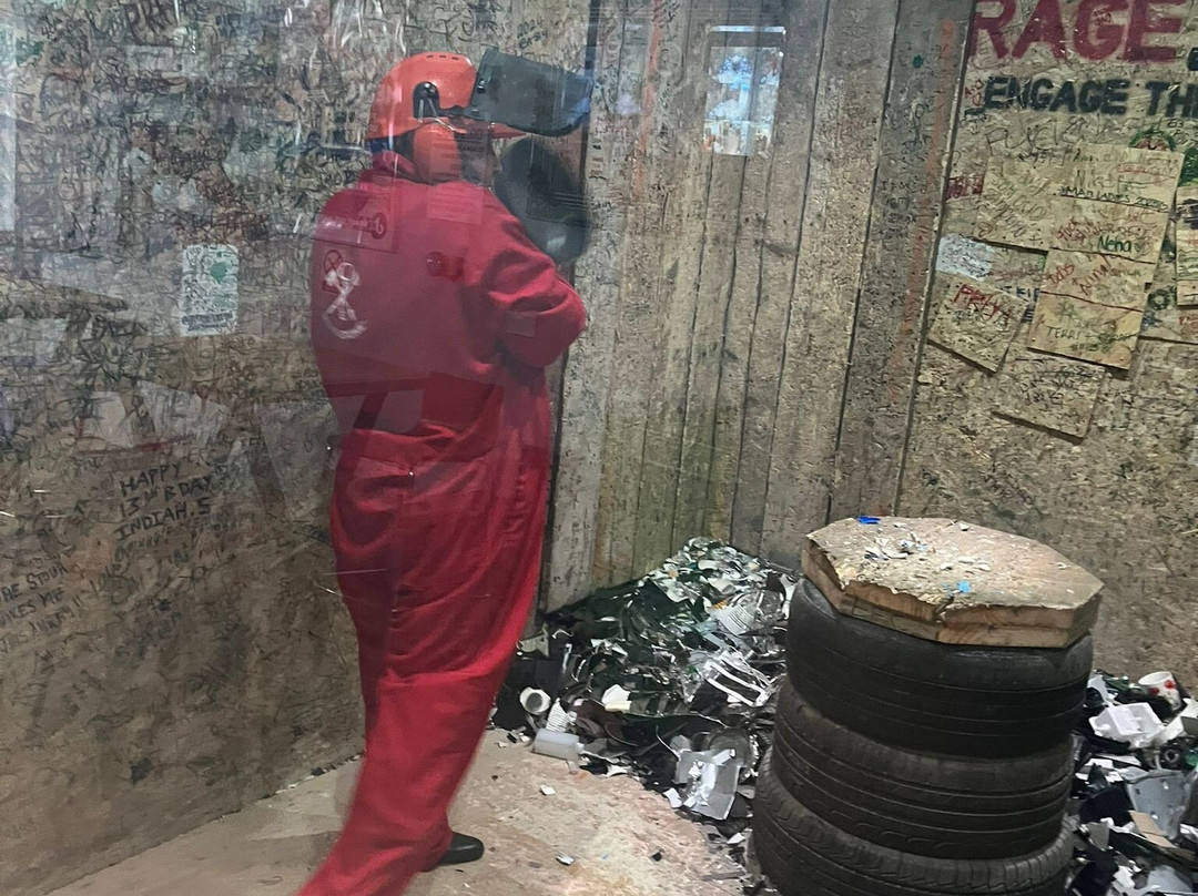 Rage Out - Rage Rooms & Axe Throwing-梅德斯通必去景点