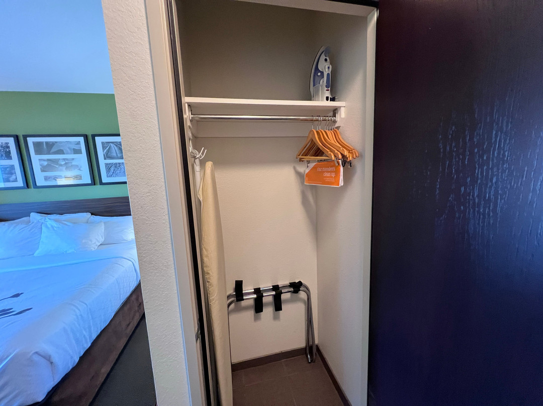 Sleep Inn & Suites Belmont / St. Clairsville主图