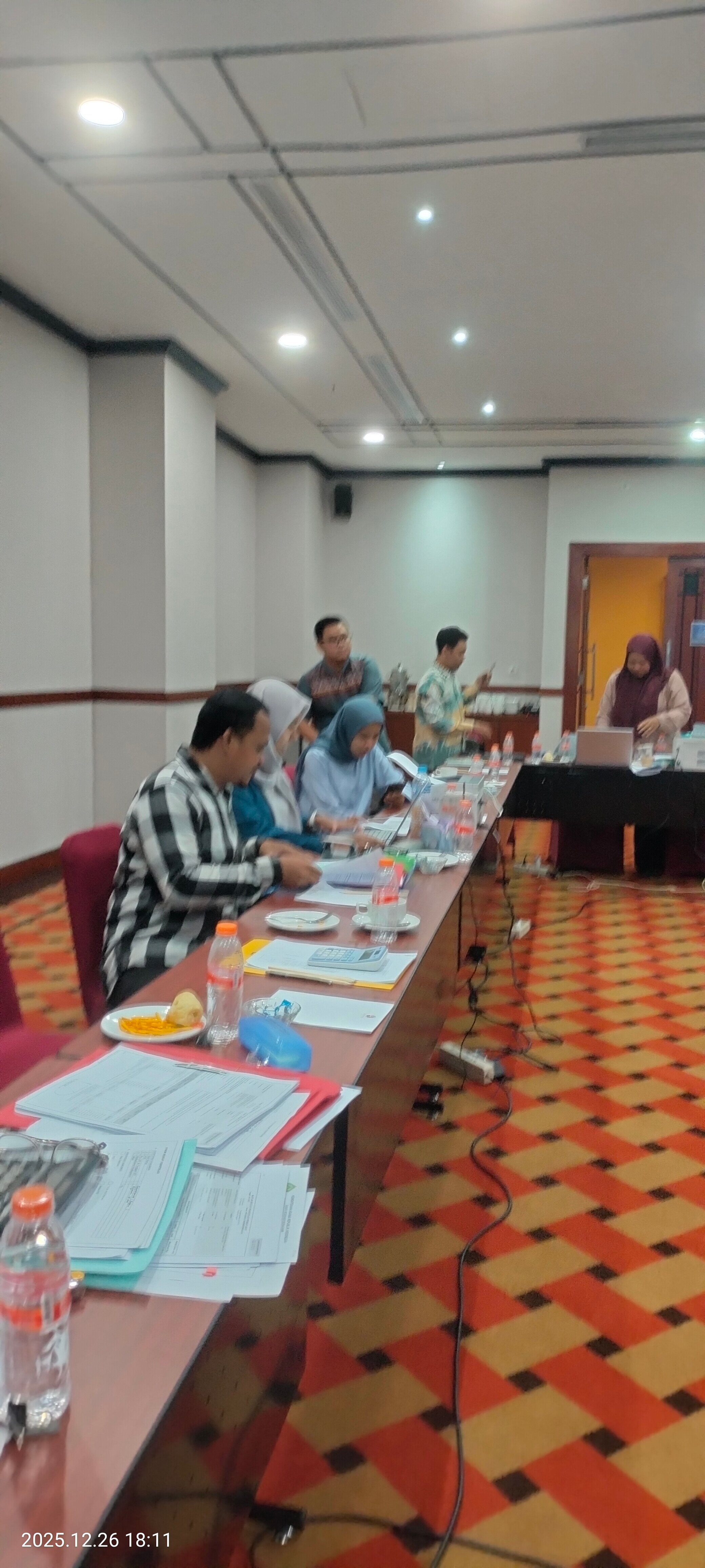 雷德托普酒店-官方