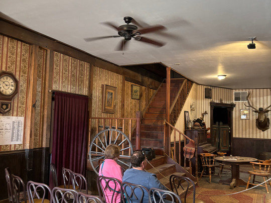 The Saloon Theatre-墓碑镇必去景点