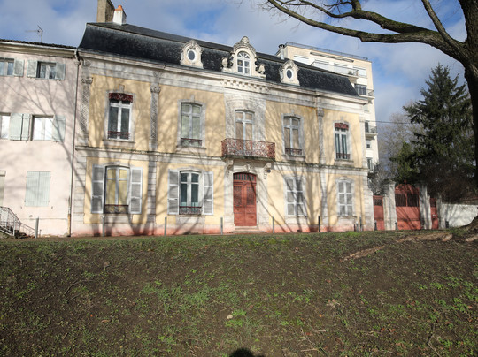 Quartier Sainte-Marie-索恩河畔沙隆必去景点