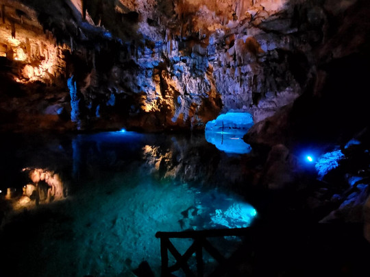 Zazil Tunich-巴利亚多利德必去景点