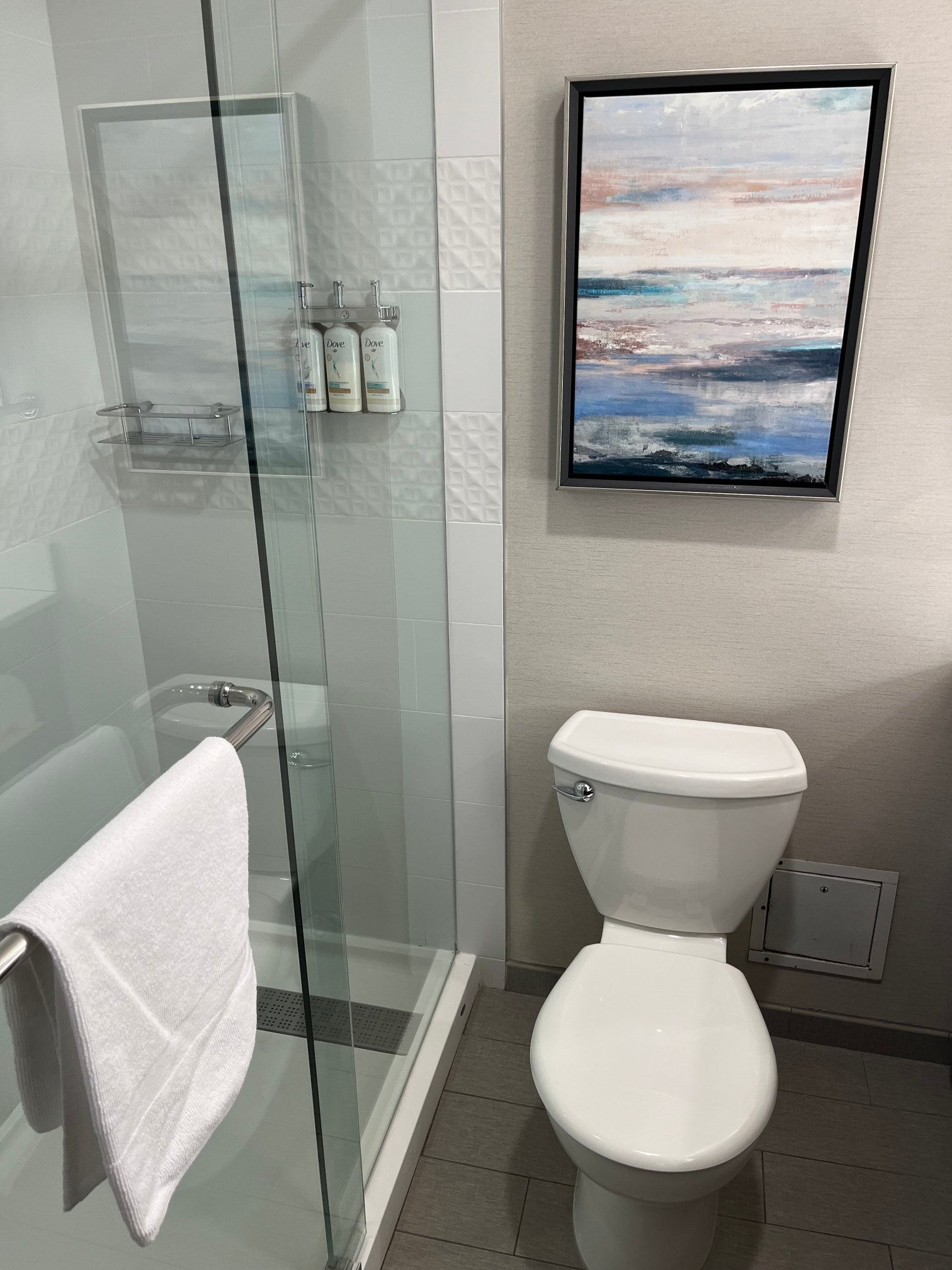 温哥华市中心假日套房酒店-浴室