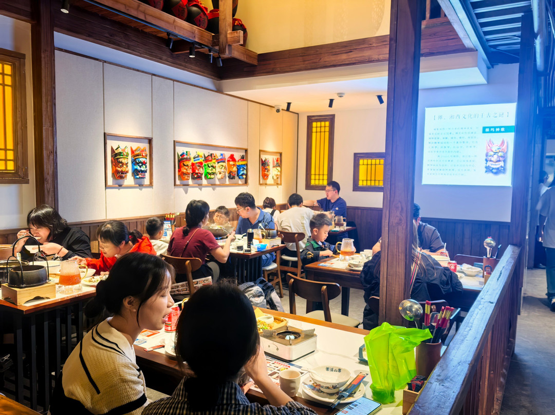 索溪山寨·湘西民间土菜（72奇楼店）