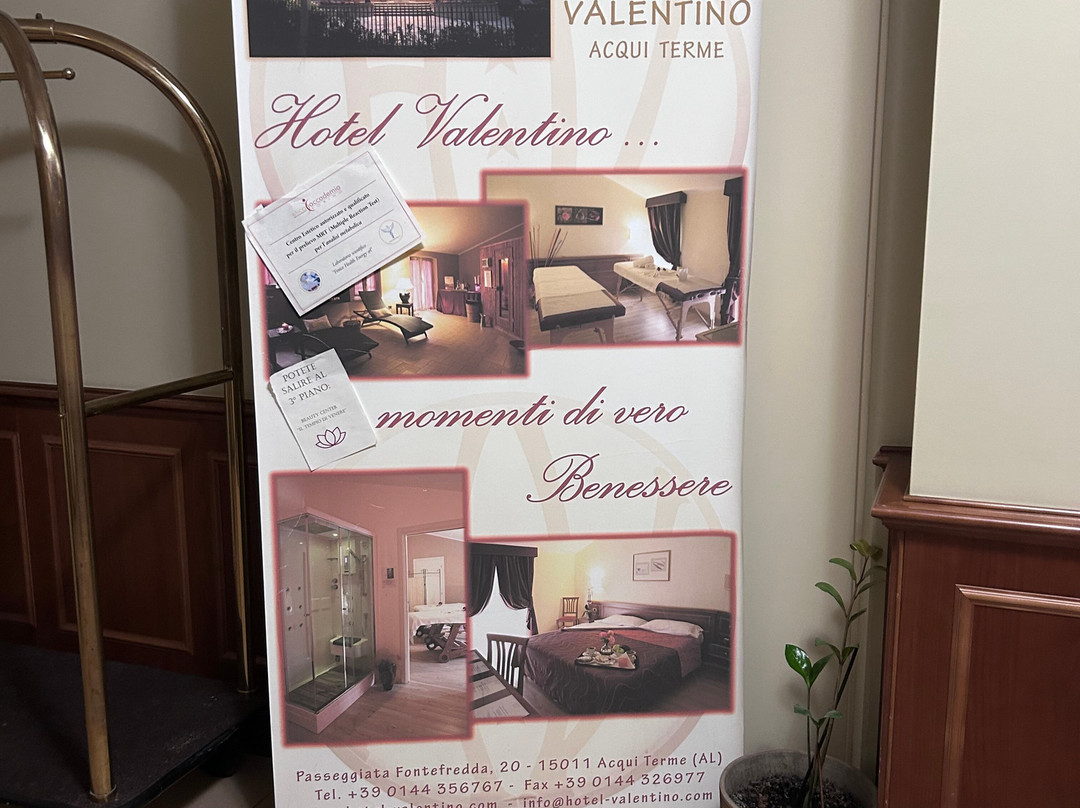 华伦天奴酒店主图