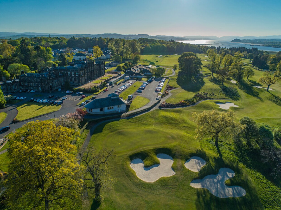 三月堂高尔夫Spa酒店主图