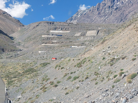 Los Caracoles-Los Andes必去景点