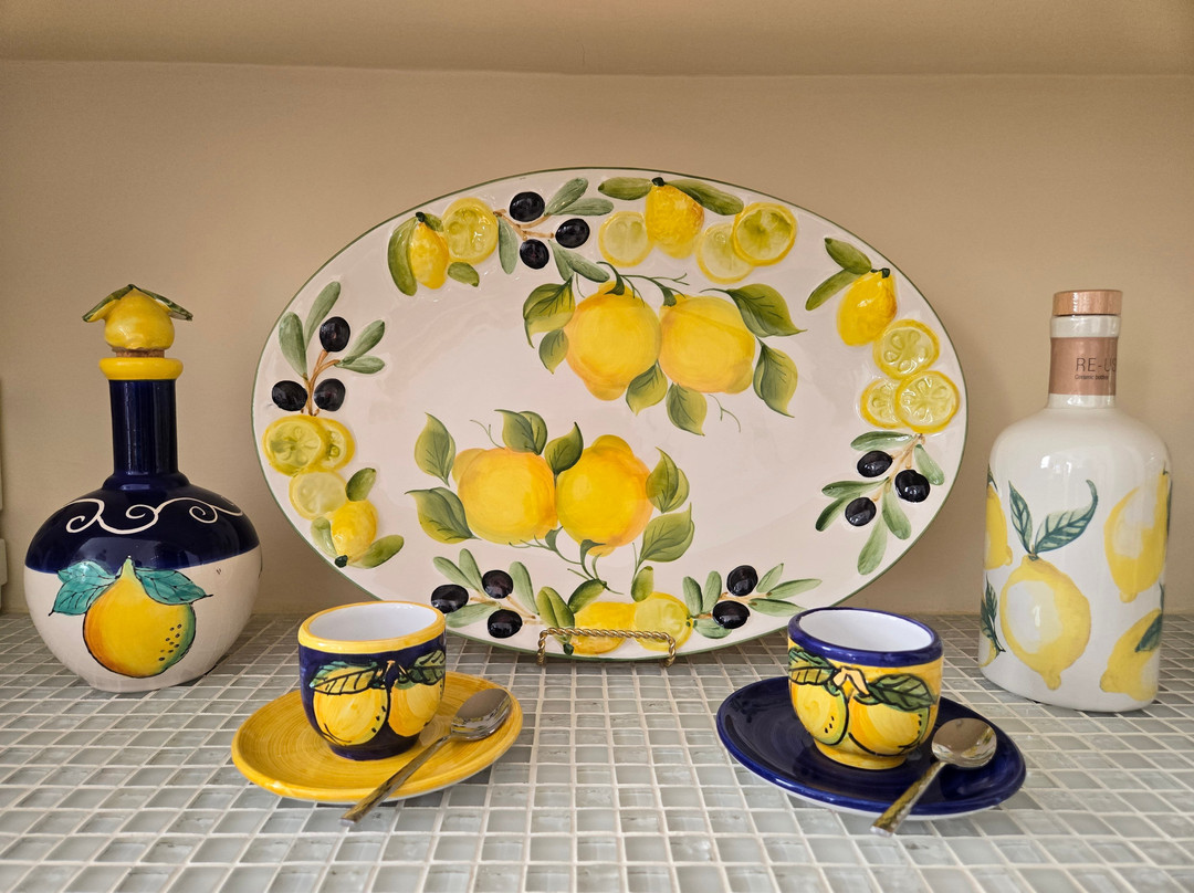 Piccadilly Ceramics-康加德马里尼必去景点