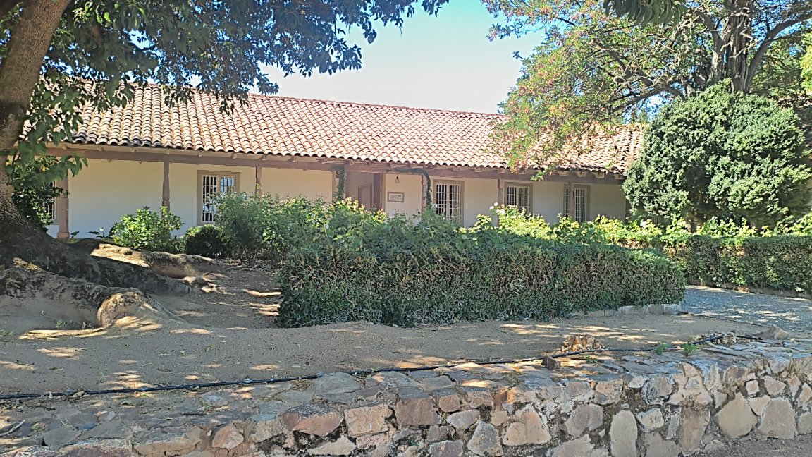 卡萨鲍琼酒店-官方