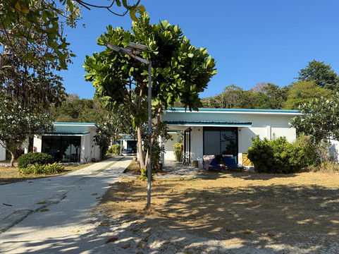 天堂度假村-皮皮岛主图