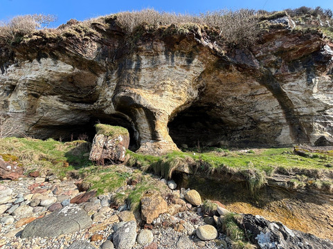 King's Caves-Blackwaterfoot必去景点