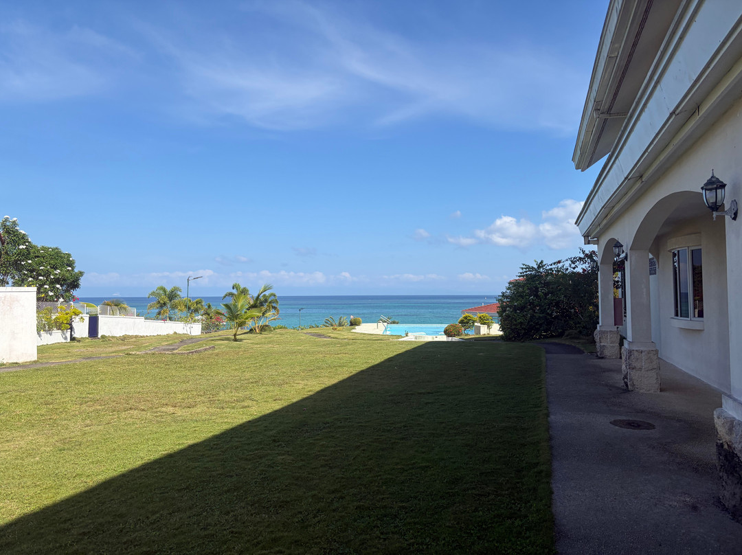 舍伍德湾水上度假村及潜水学校主图