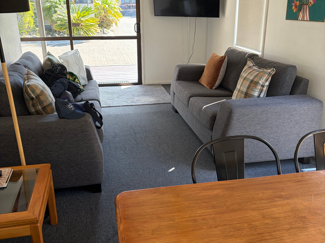 奥特雅罗瓦酒店主图