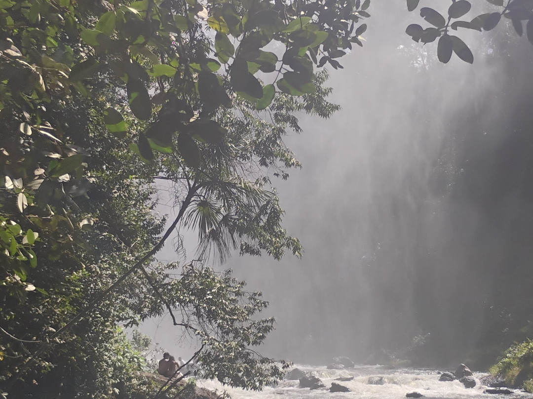 Cachoeira Acaba Vida-Barreiras必去景点