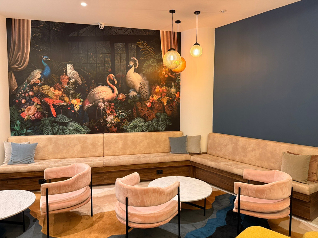 艾尔代尔精品套房主图