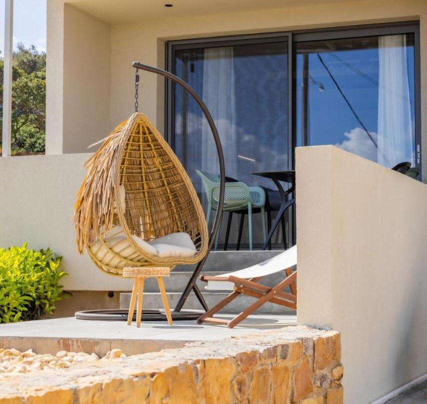Enalis Studios & Apartments