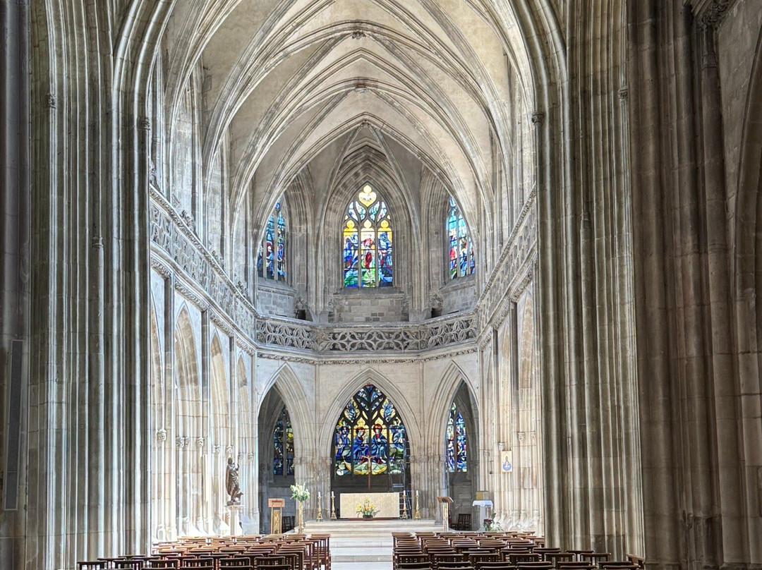 Église Saint-Jean-卡昂必去景点