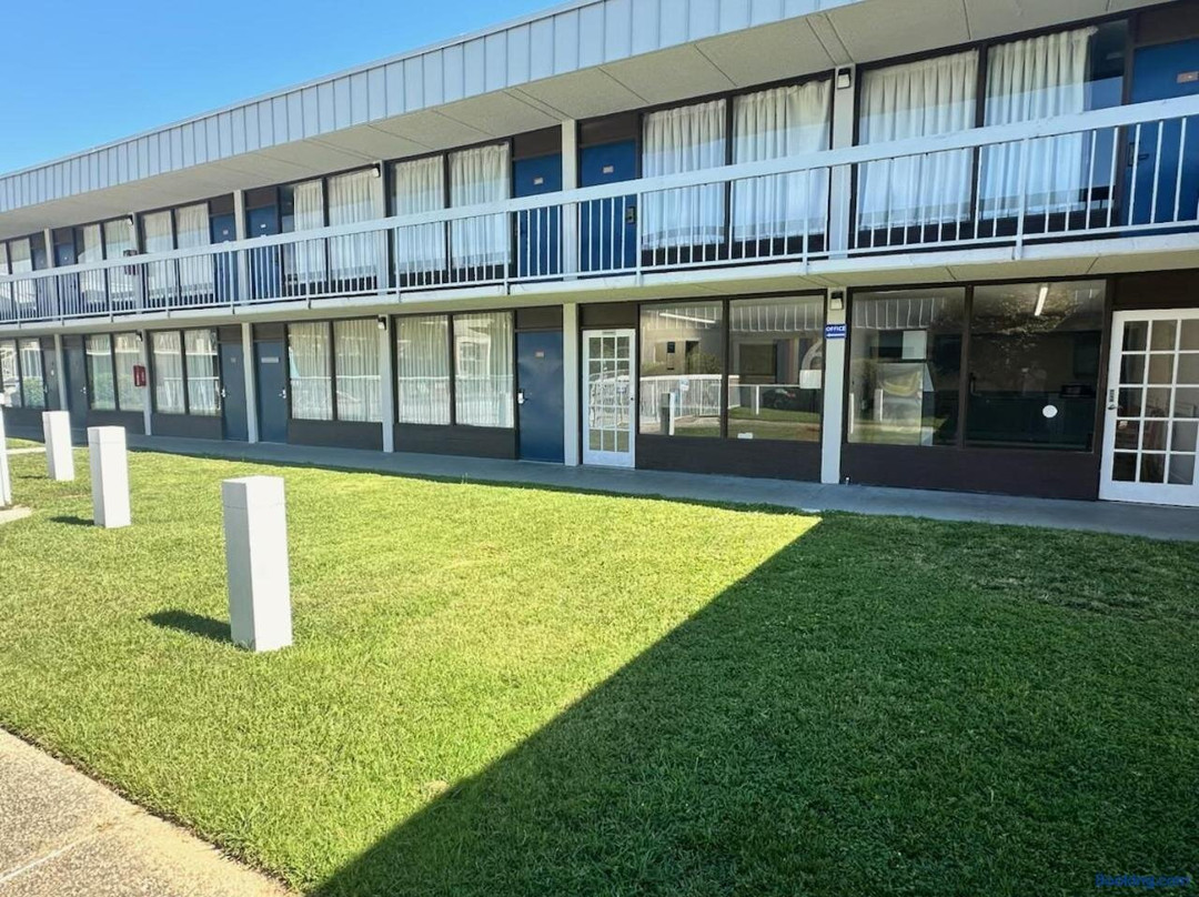 Motel 6 Lugoff, SC