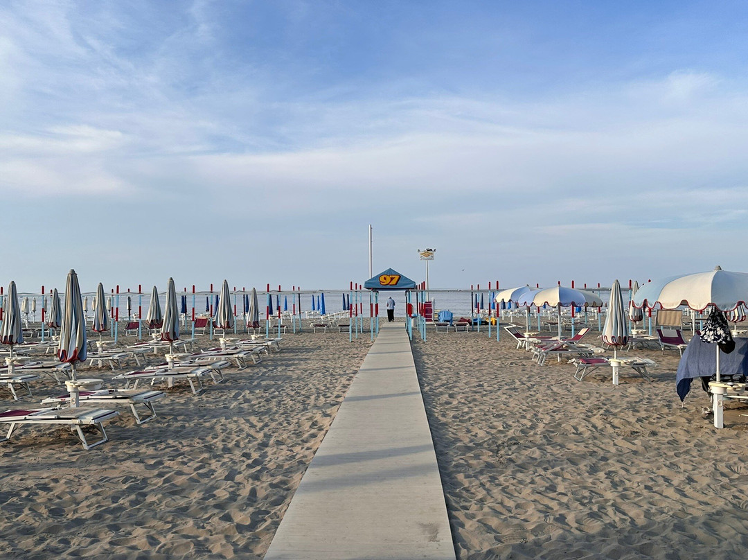 La Spiaggia delle Donne-里乔内必去景点