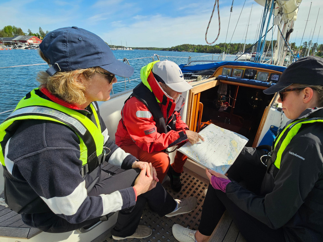 Vind o Vatten Sailing Tours and Adventures-Dalarö必去景点