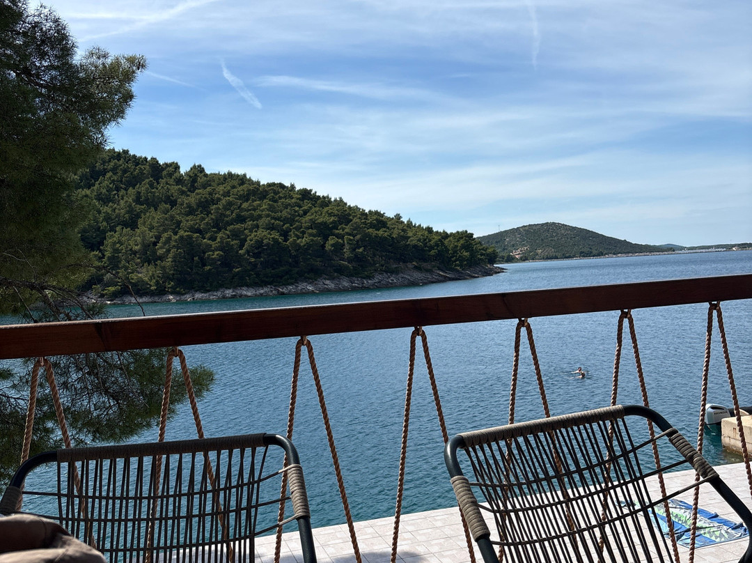 Prowa Beach Bar