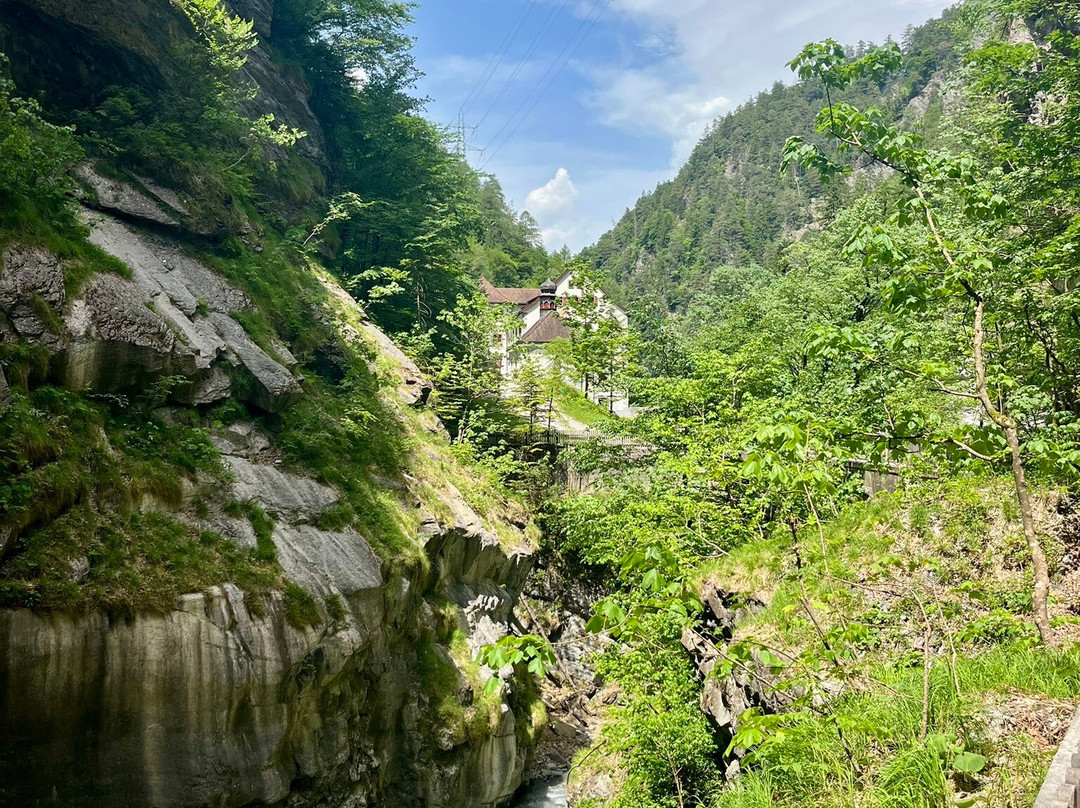 萨多纳地质构造区-Glarus必去景点