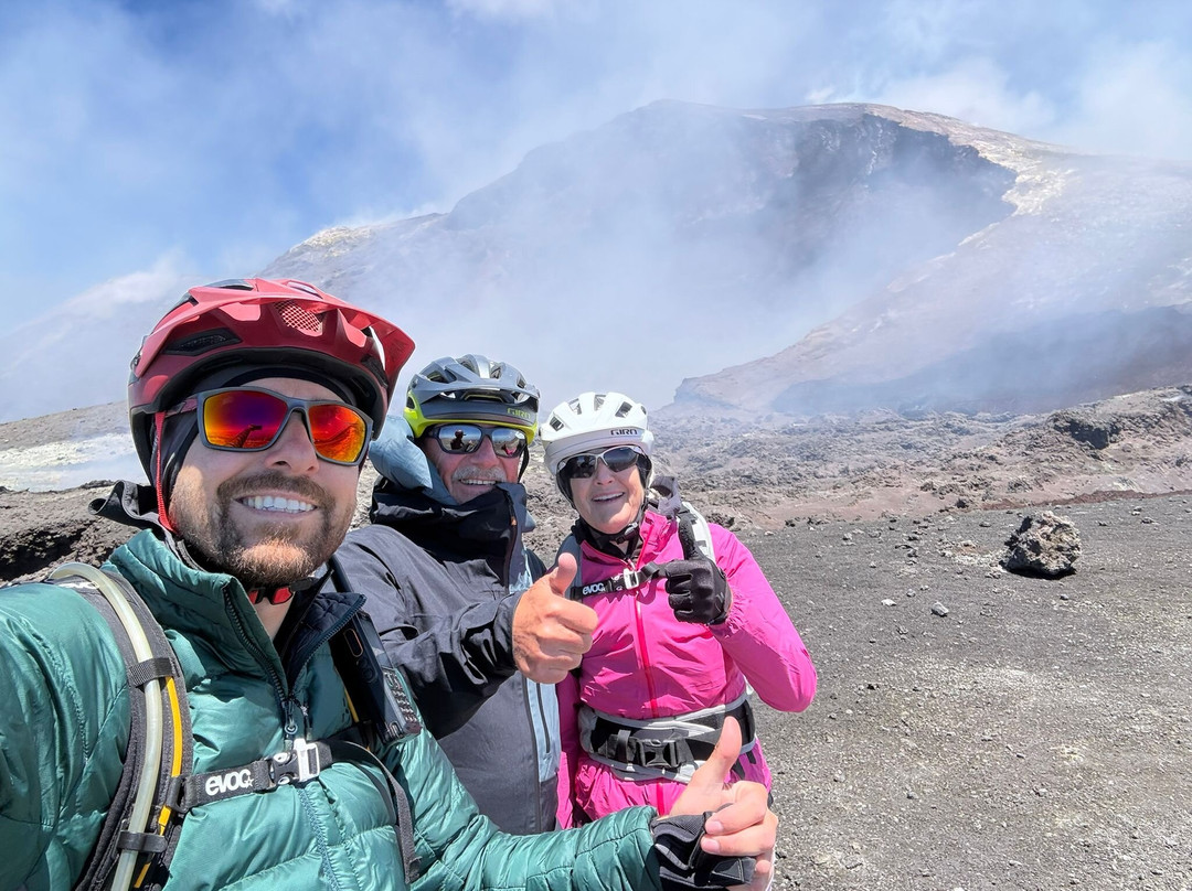 Gruppo Guide Alpine Etna Sud-尼科洛西必去景点