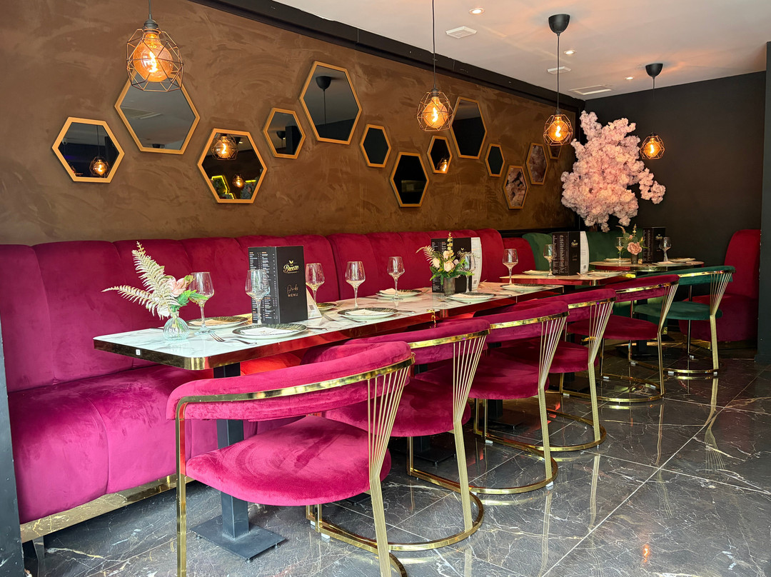 The Breeze Restaurant and Lounge