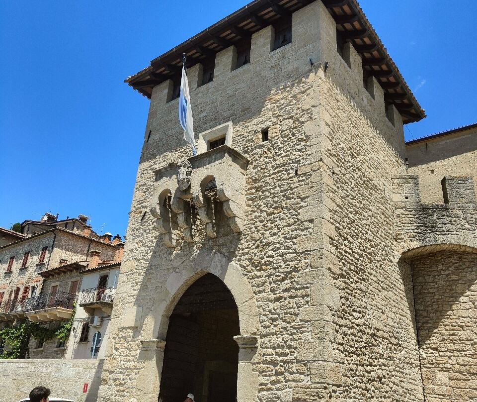 Porta San Francesco-圣马力诺城必去景点