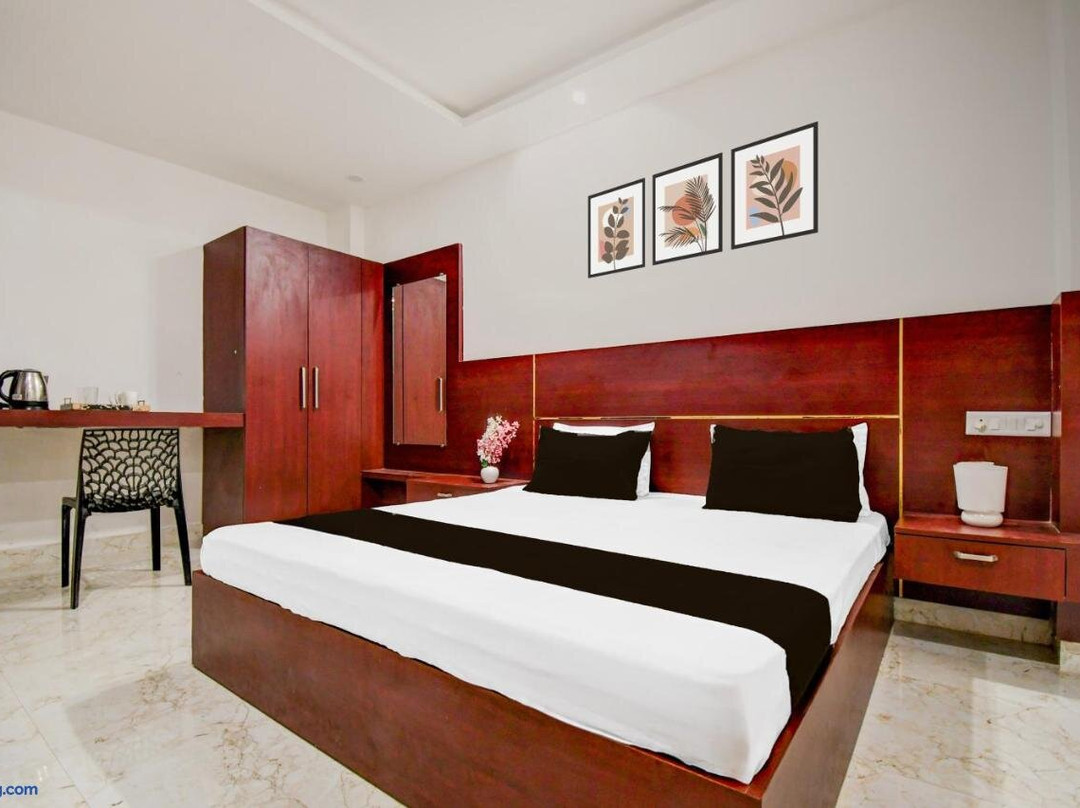 Hotel O Ghar Parivaar