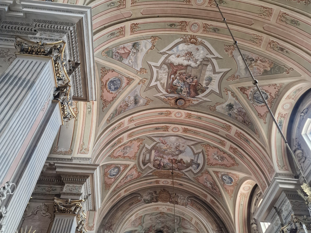 St. Anne's Church (Kosciol Swietej Anny)-华沙必去景点