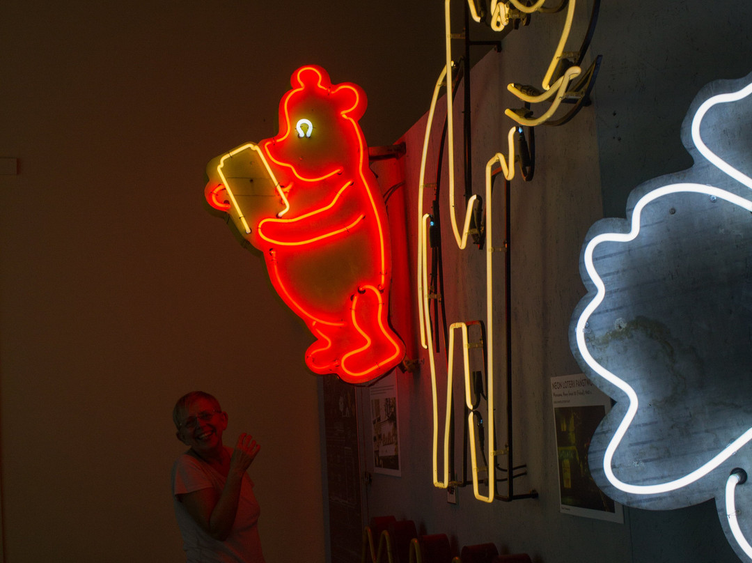 Neon Muzeum-华沙必去景点