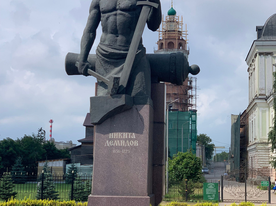 Monument Nikita Demidov-图拉必去景点