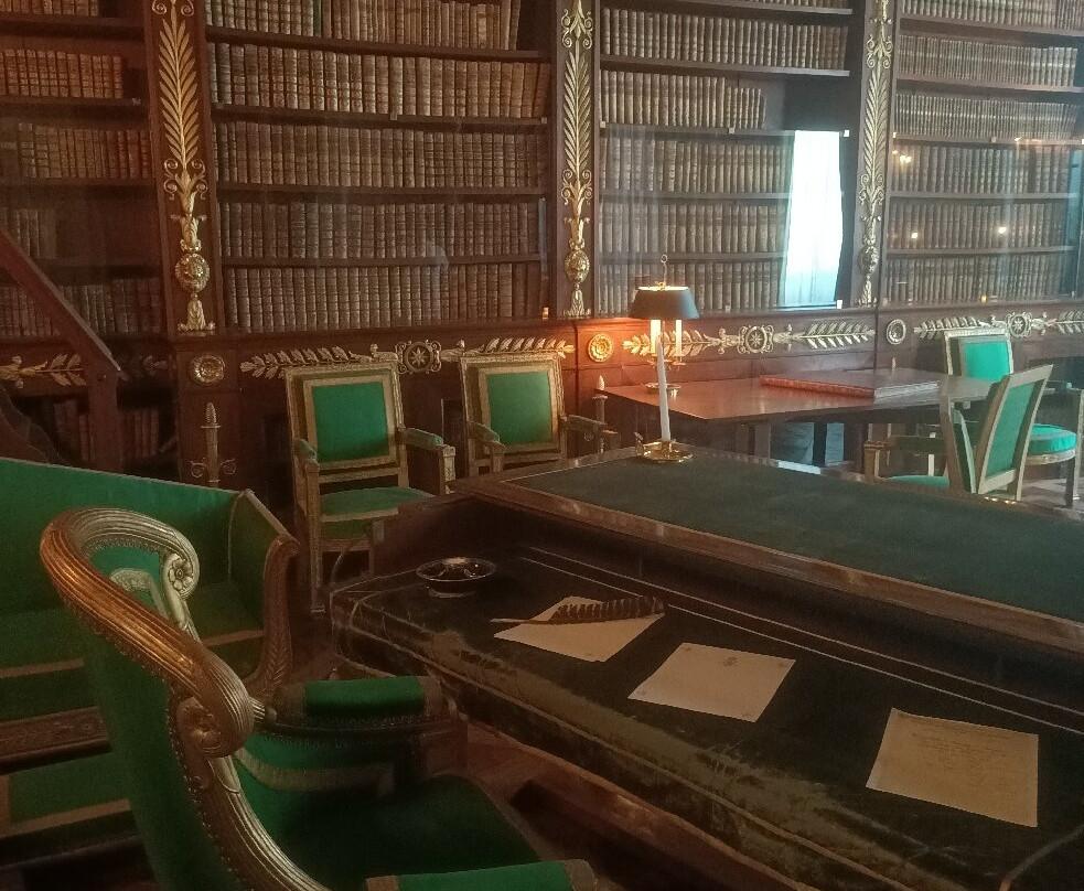 Musée et Domaine Nationaux de Compiègne-贡比涅必去景点