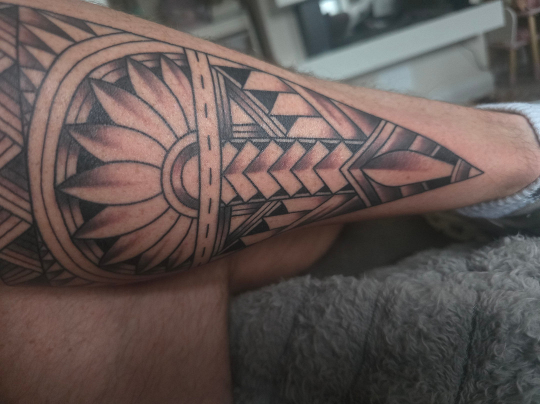 INKspiration Tattoo and Piercing Studio-托雷莫里诺斯必去景点
