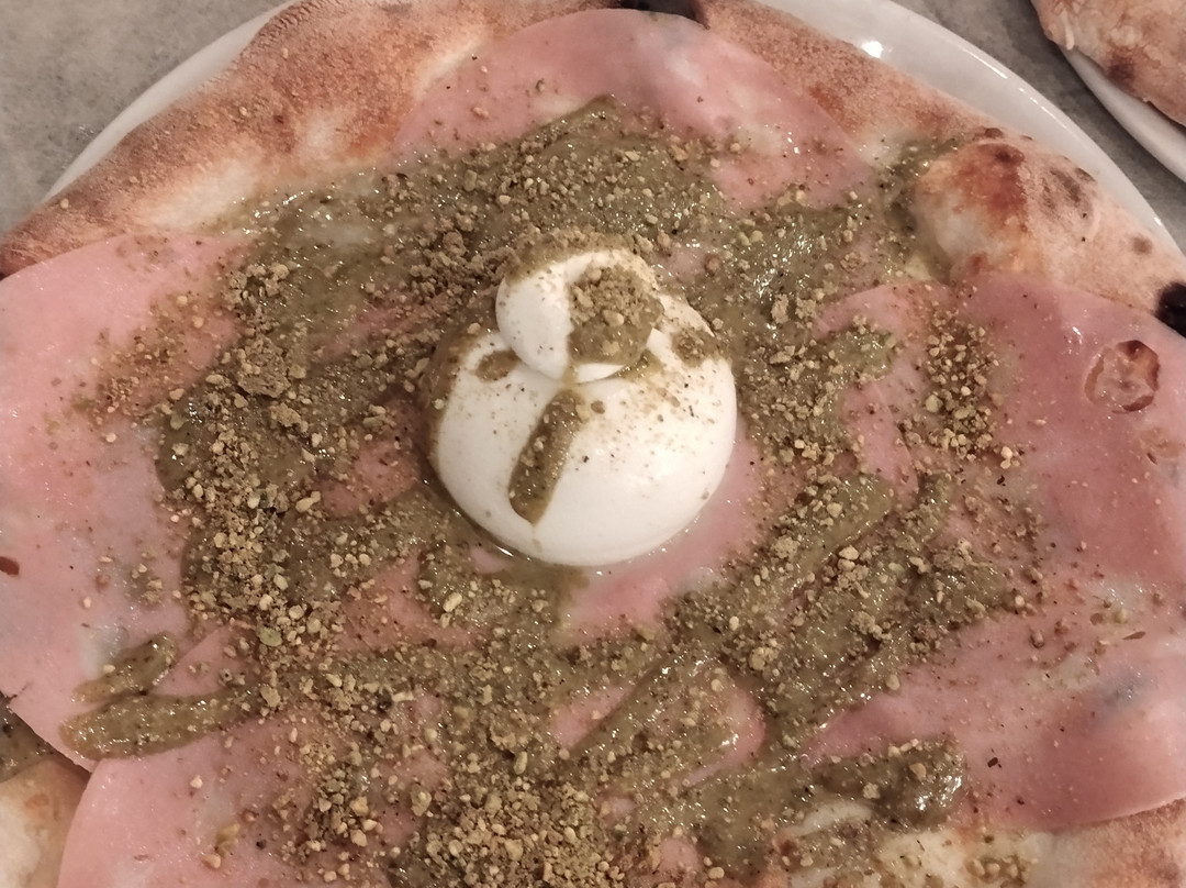 Amelia Pizzeria Food & Drink