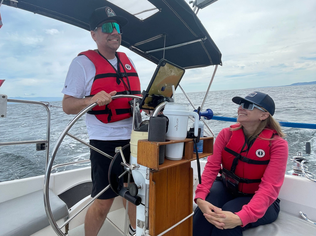 Mid-Island Sailing Adventures-Nanoose Bay必去景点