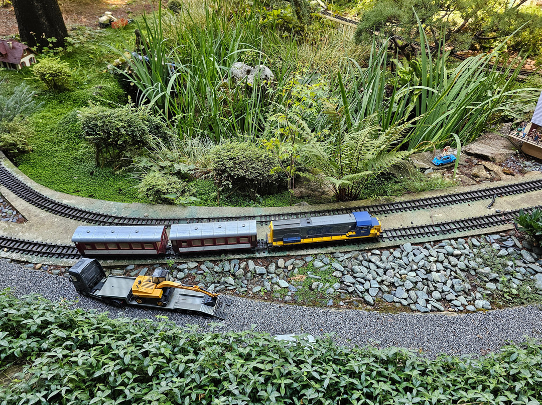 Le Jardin Ferroviaire & Musical-Chatte必去景点